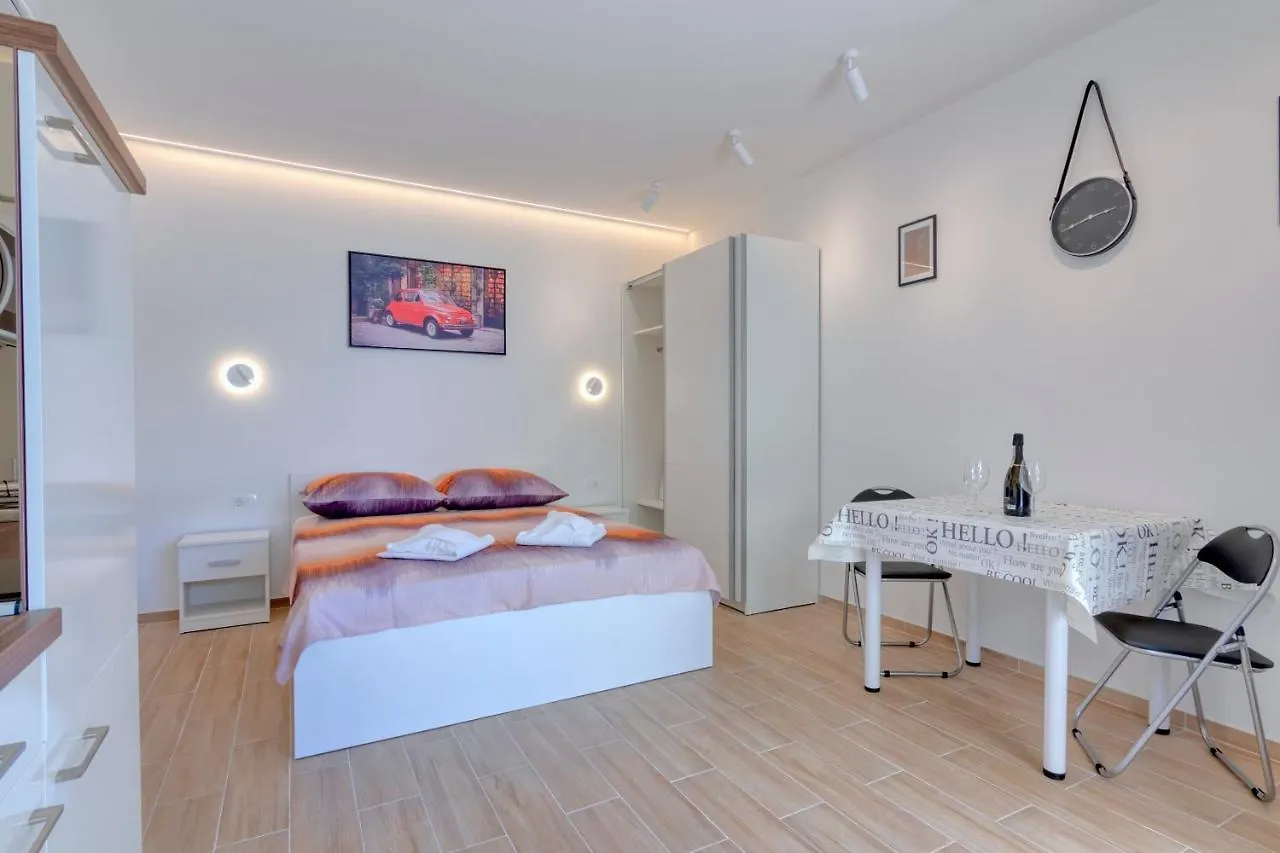 Apartment Light In Πούλα Κροατία